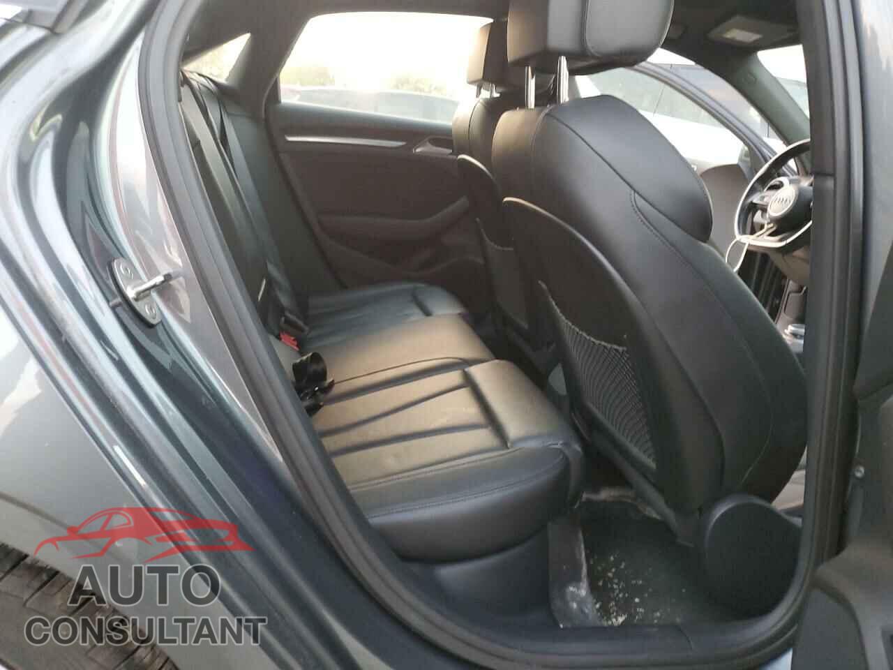 AUDI A3 2017 - WAUJ8GFF4H1076485