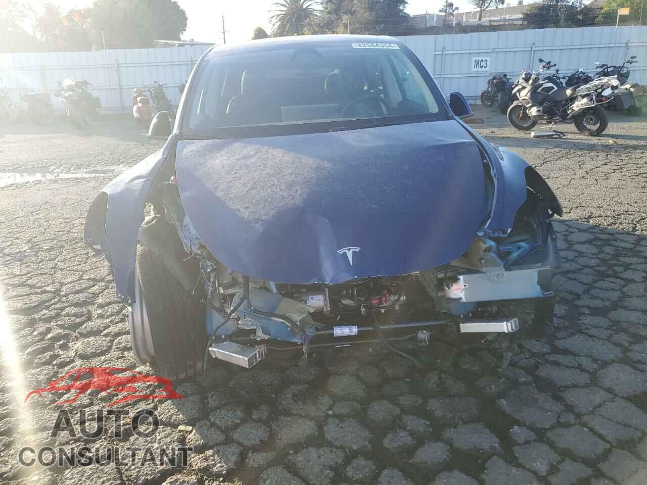 TESLA MODEL Y 2024 - 7SAYGDEE4RF982465
