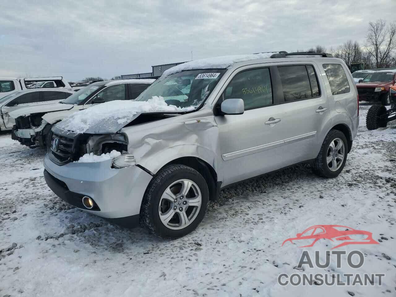 HONDA PILOT 2015 - 5FNYF4H4XFB052746