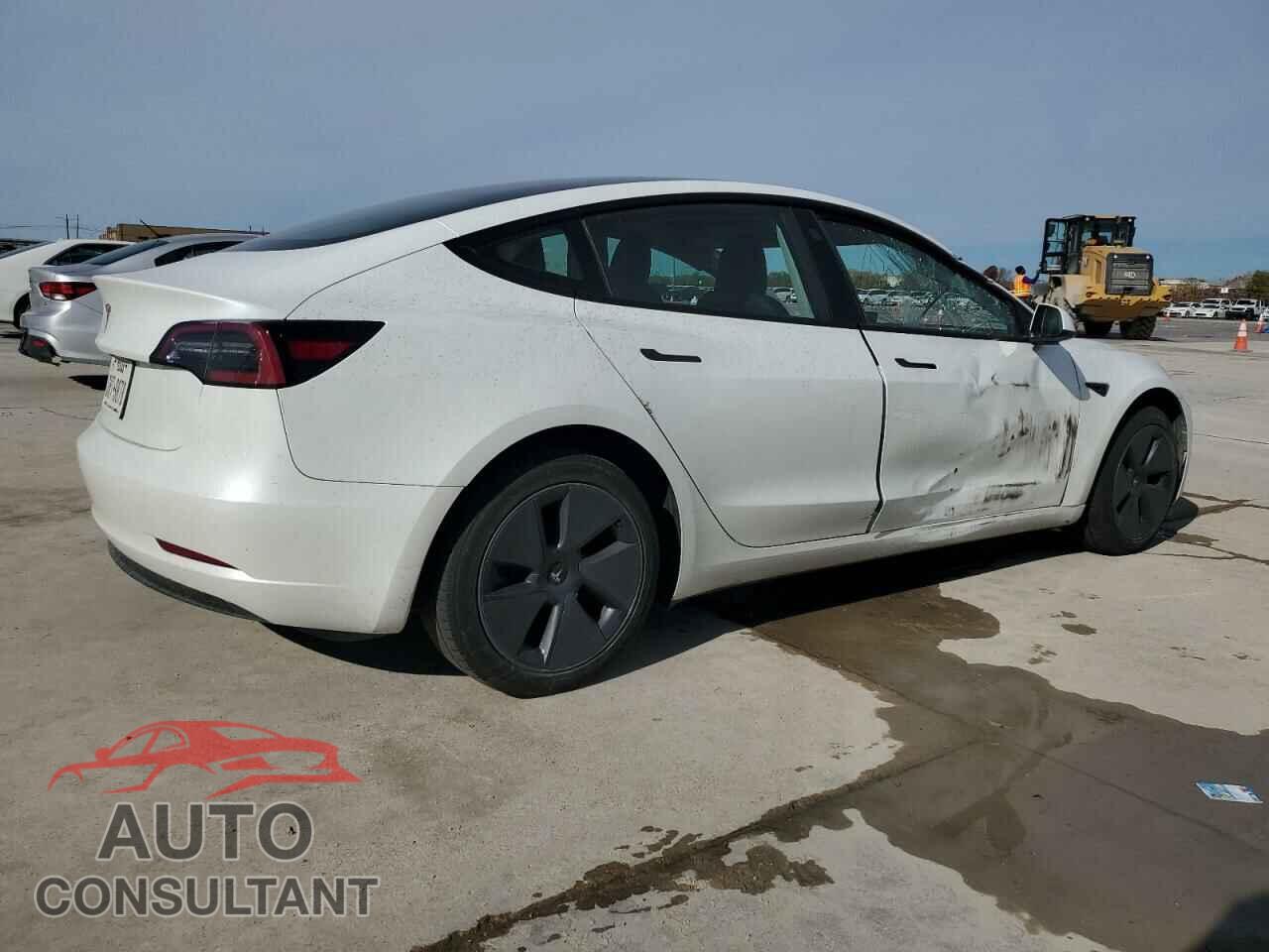 TESLA MODEL 3 2023 - 5YJ3E1EA5PF493546