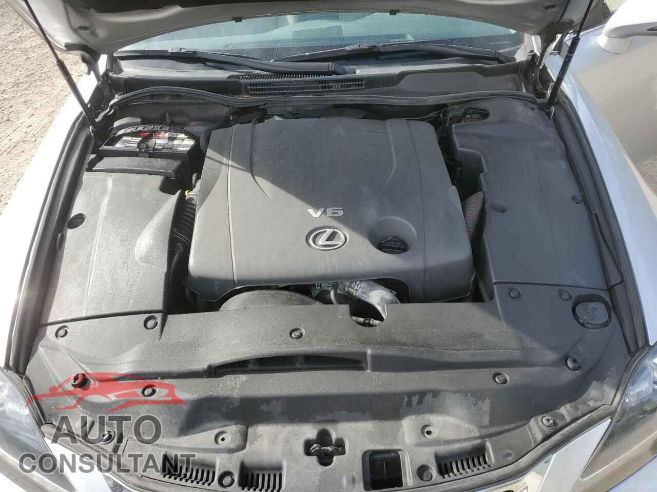 LEXUS IS 2012 - JTHCF5C2XC5056829
