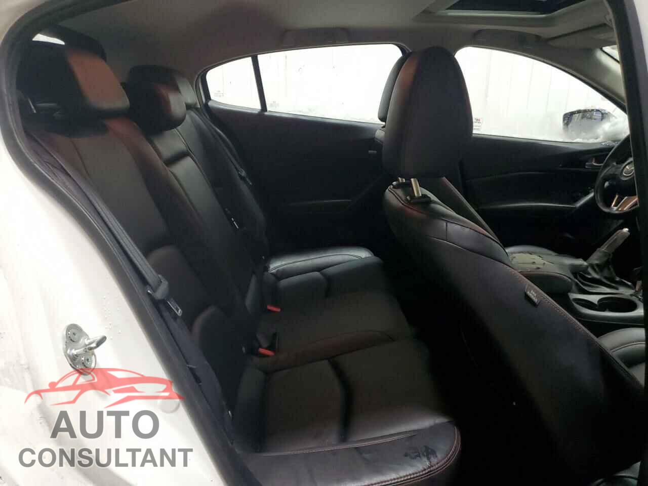 MAZDA 3 2014 - JM1BM1M70E1161105
