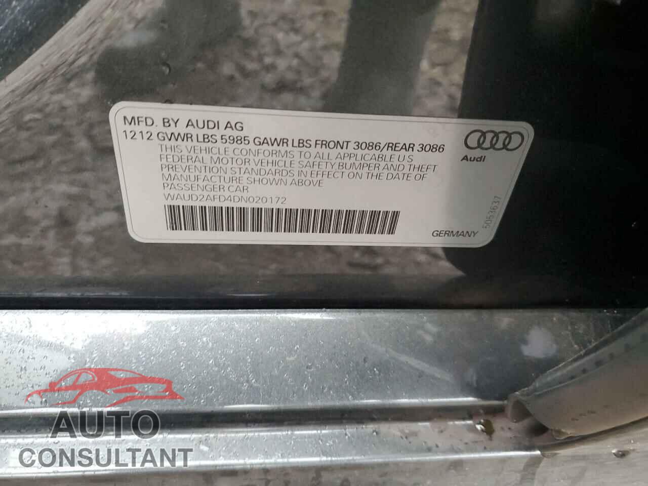 AUDI S8 2013 - WAUD2AFD4DN020172