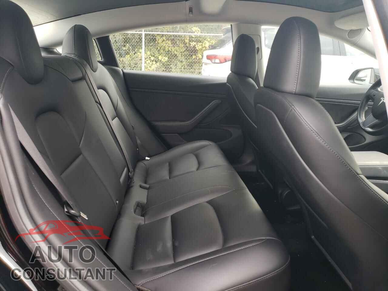 TESLA MODEL 3 2018 - 5YJ3E1EA2JF041237