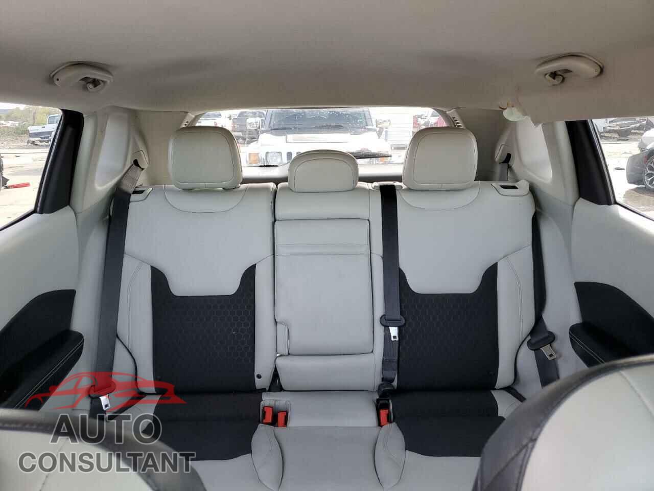 JEEP COMPASS 2017 - 3C4NJCBB8HT643133