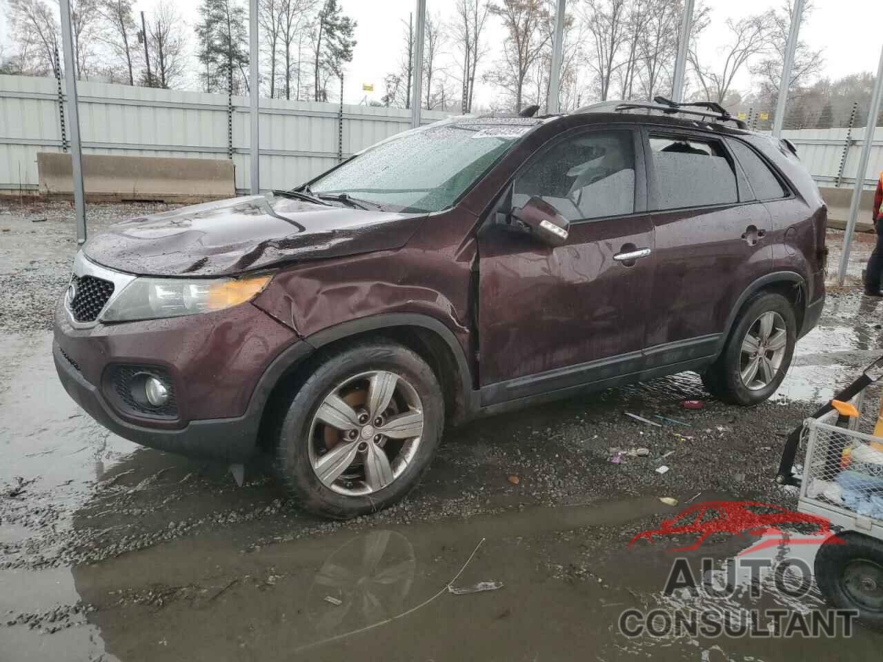 KIA SORENTO 2013 - 5XYKU4A25DG346629