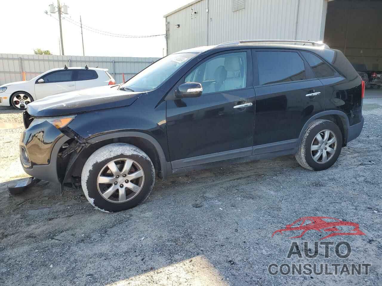 KIA SORENTO 2011 - 5XYKT4A12BG131510