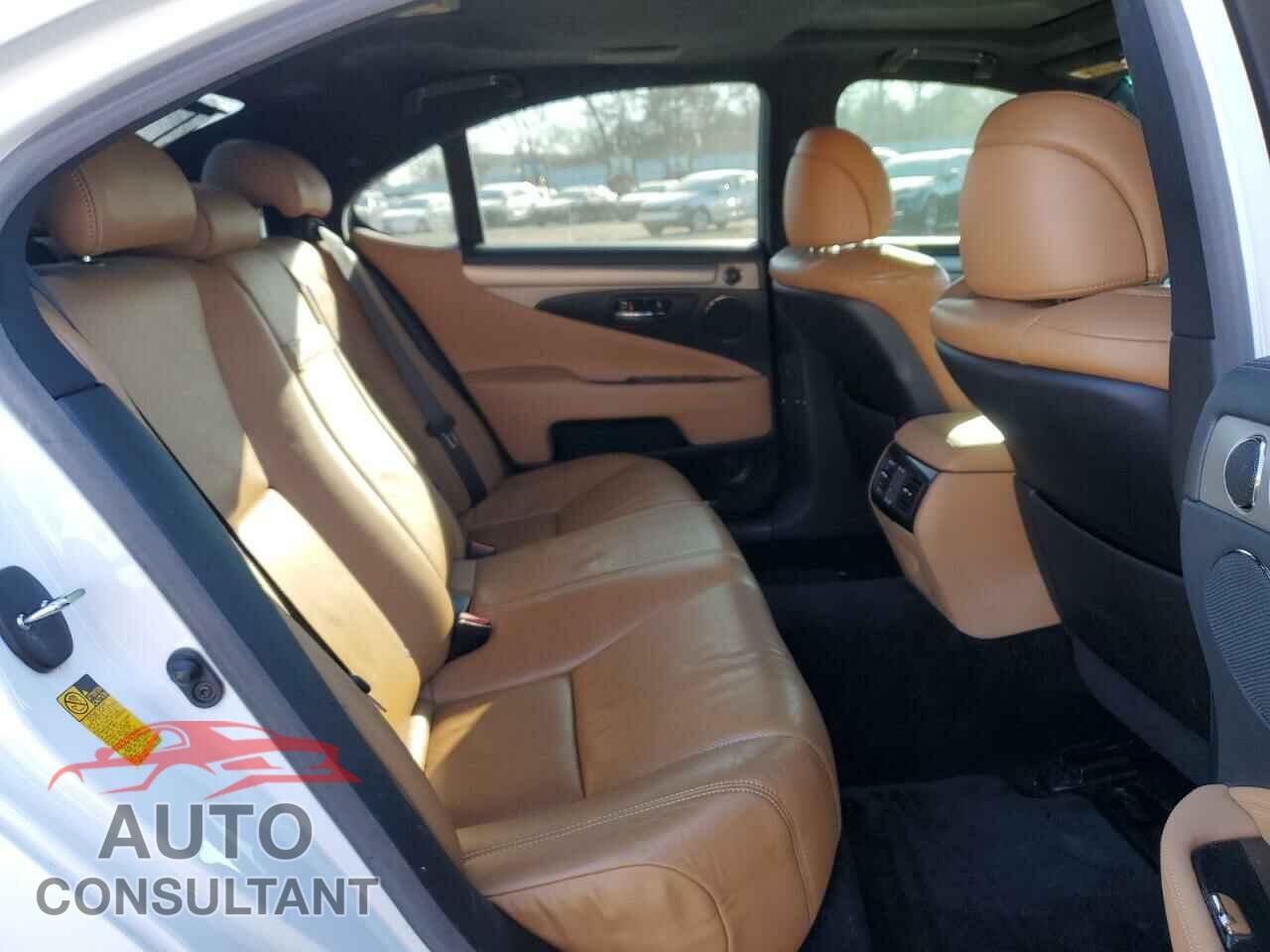 LEXUS LS460 2014 - JTHBL5EF1E5129433