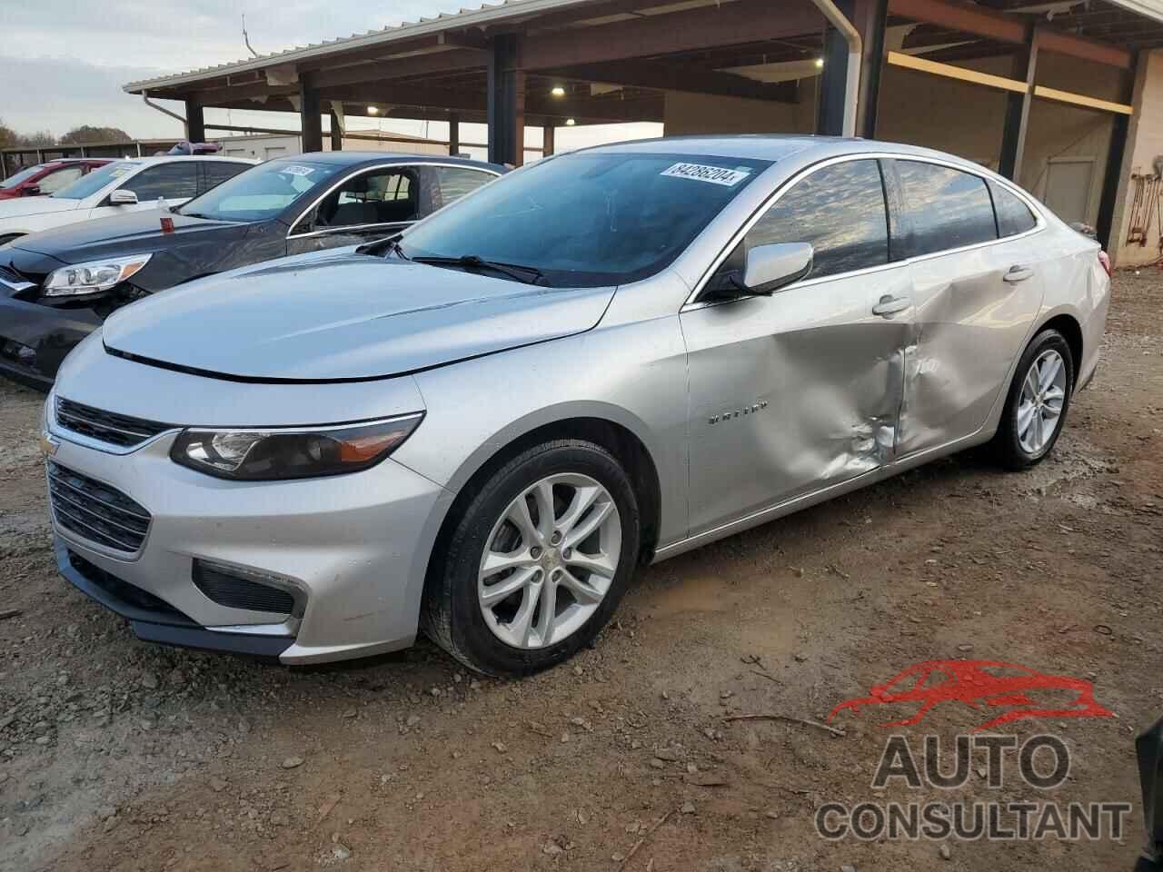 CHEVROLET MALIBU 2018 - 1G1ZD5ST0JF130111