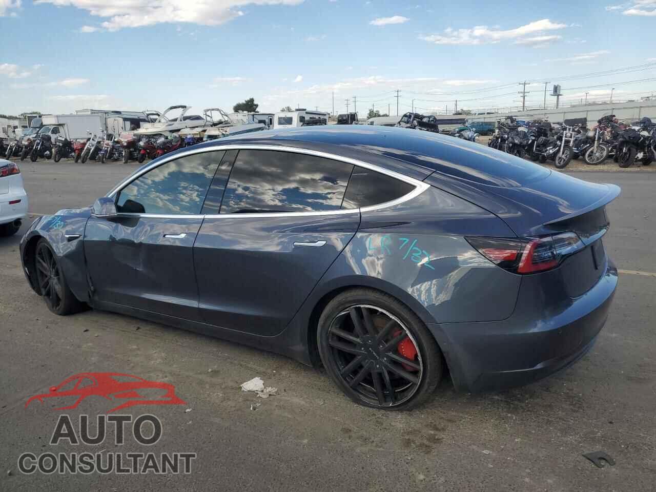 TESLA MODEL 3 2020 - 5YJ3E1EC6LF652036