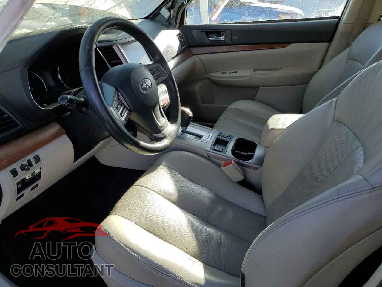 SUBARU OUTBACK 2014 - 4S4BRDNC9E2300152