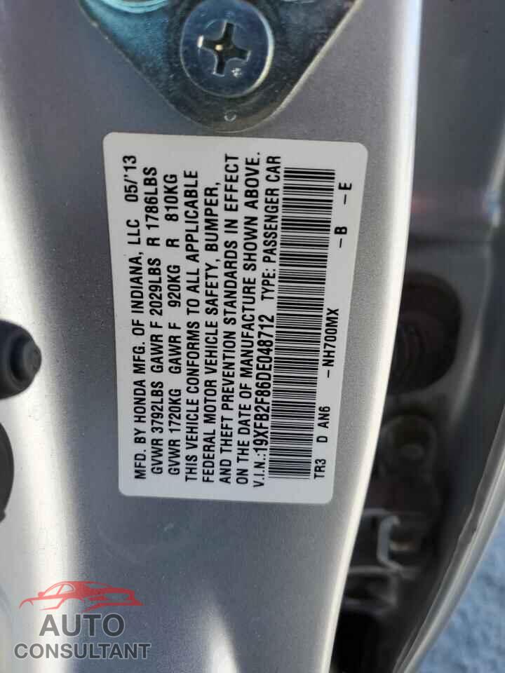 HONDA CIVIC 2013 - 19XFB2F86DE048712
