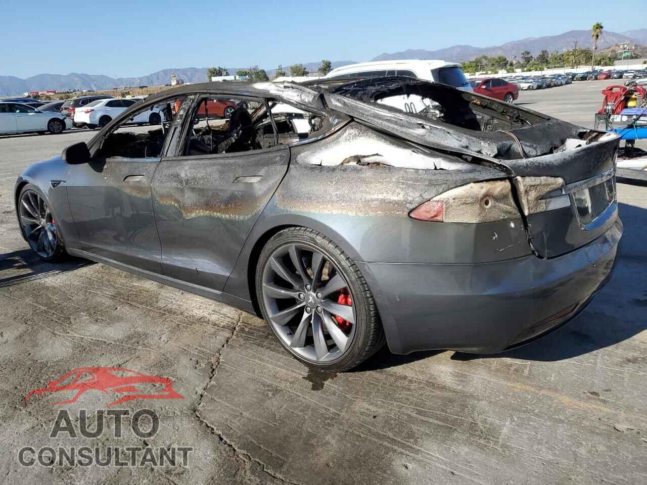 TESLA MODEL S 2017 - 5YJSA1E40HF236023