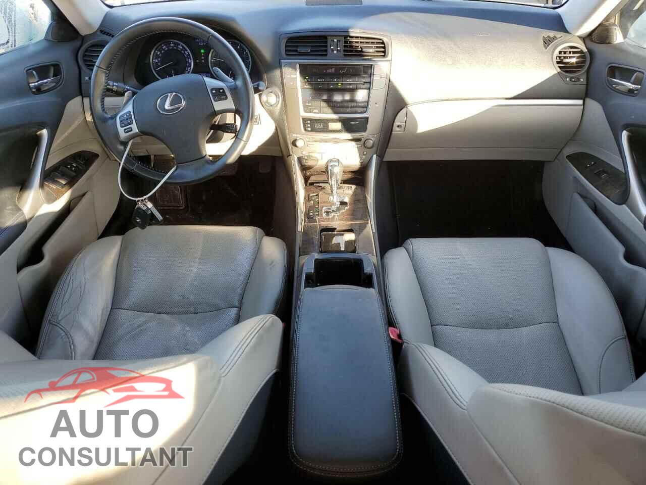 LEXUS IS 2011 - JTHBF5C2XB5145651