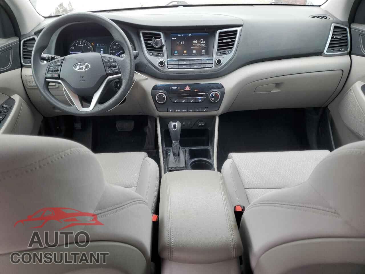 HYUNDAI TUCSON 2018 - KM8J3CA42JU685204