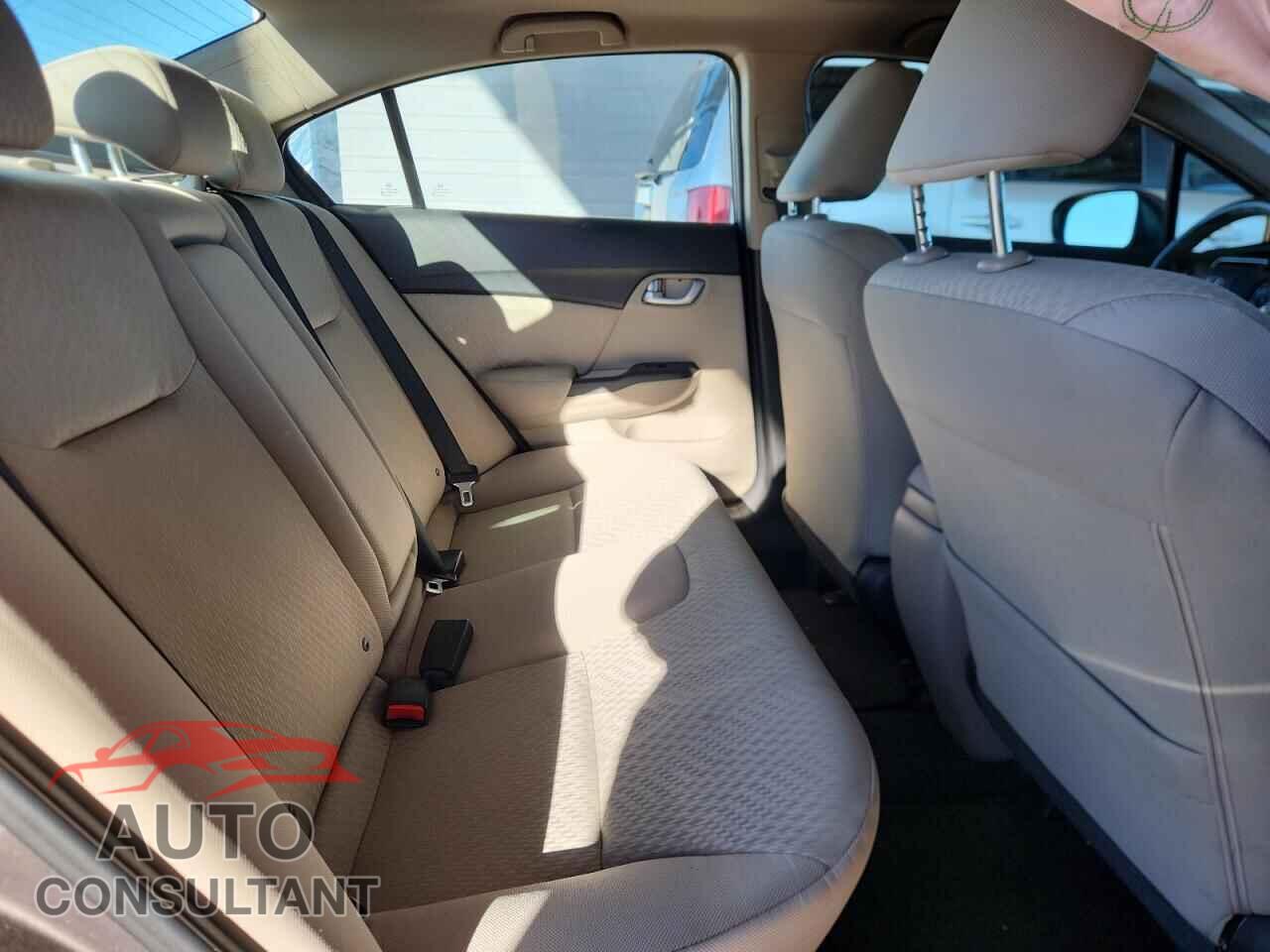 HONDA CIVIC 2014 - 19XFB2F88EE071846