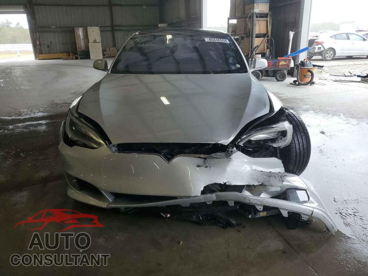 TESLA MODEL S 2017 - 5YJSA1E17HF210539