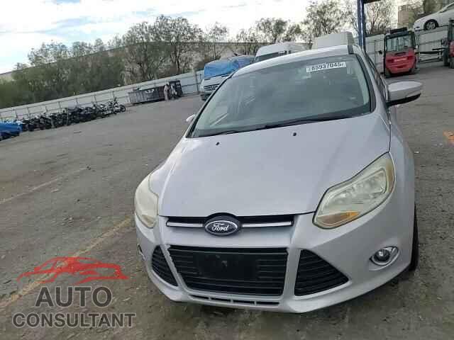 FORD FOCUS 2012 - 1FAHP3M2XCL105455