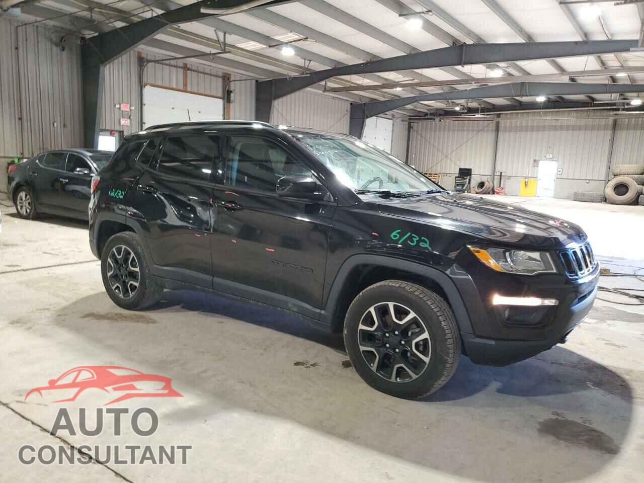 JEEP COMPASS 2019 - 3C4NJDAB7KT679121