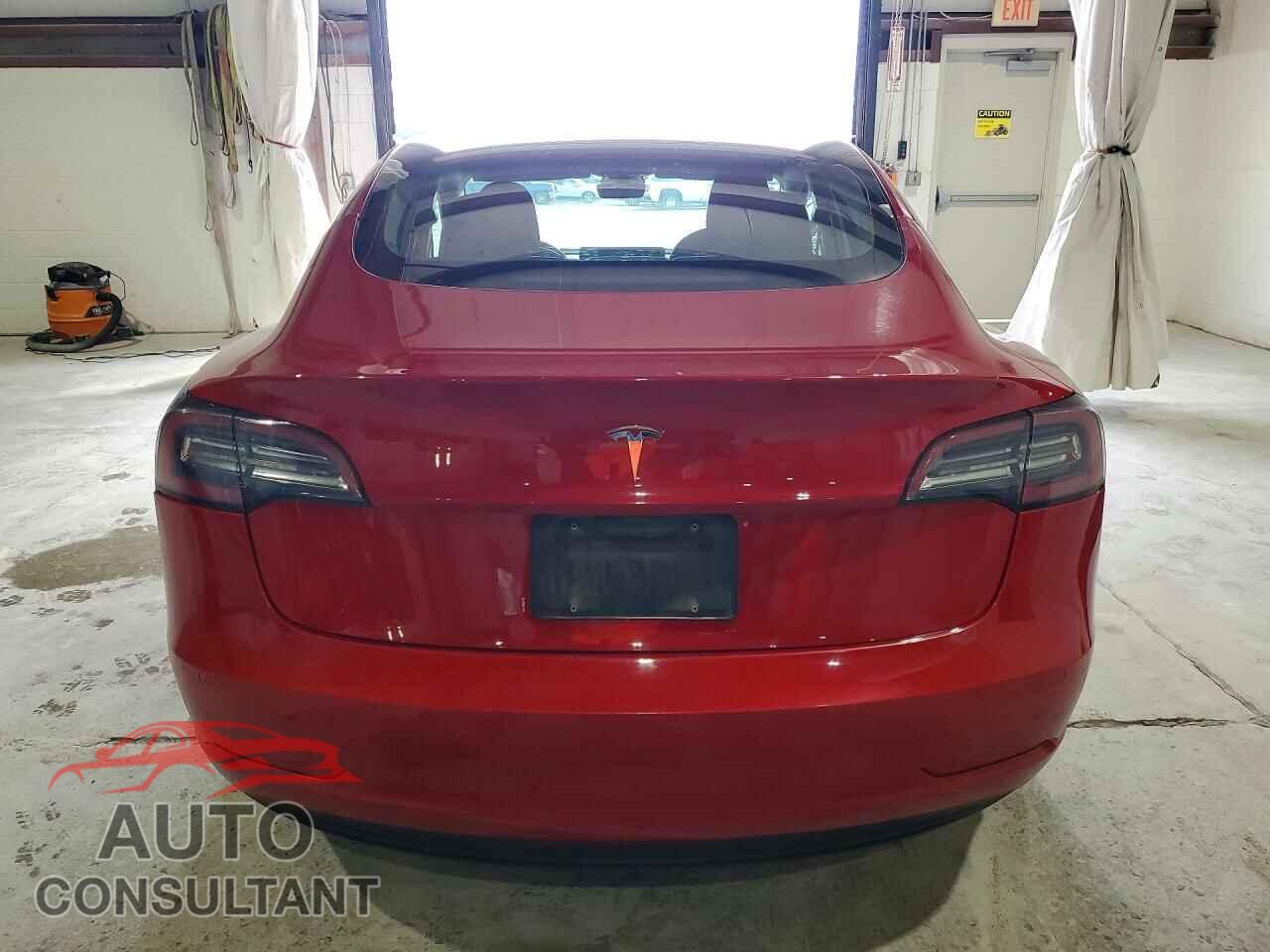 TESLA MODEL 3 2022 - 5YJ3E1EA7NF368626