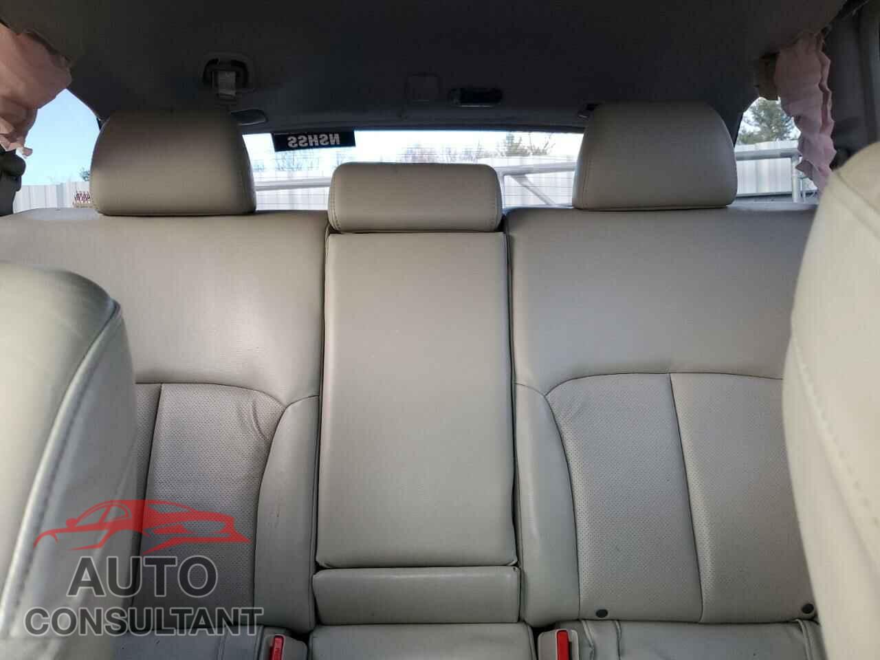 SUBARU OUTBACK 2011 - 4S4BRBLC5B3353878