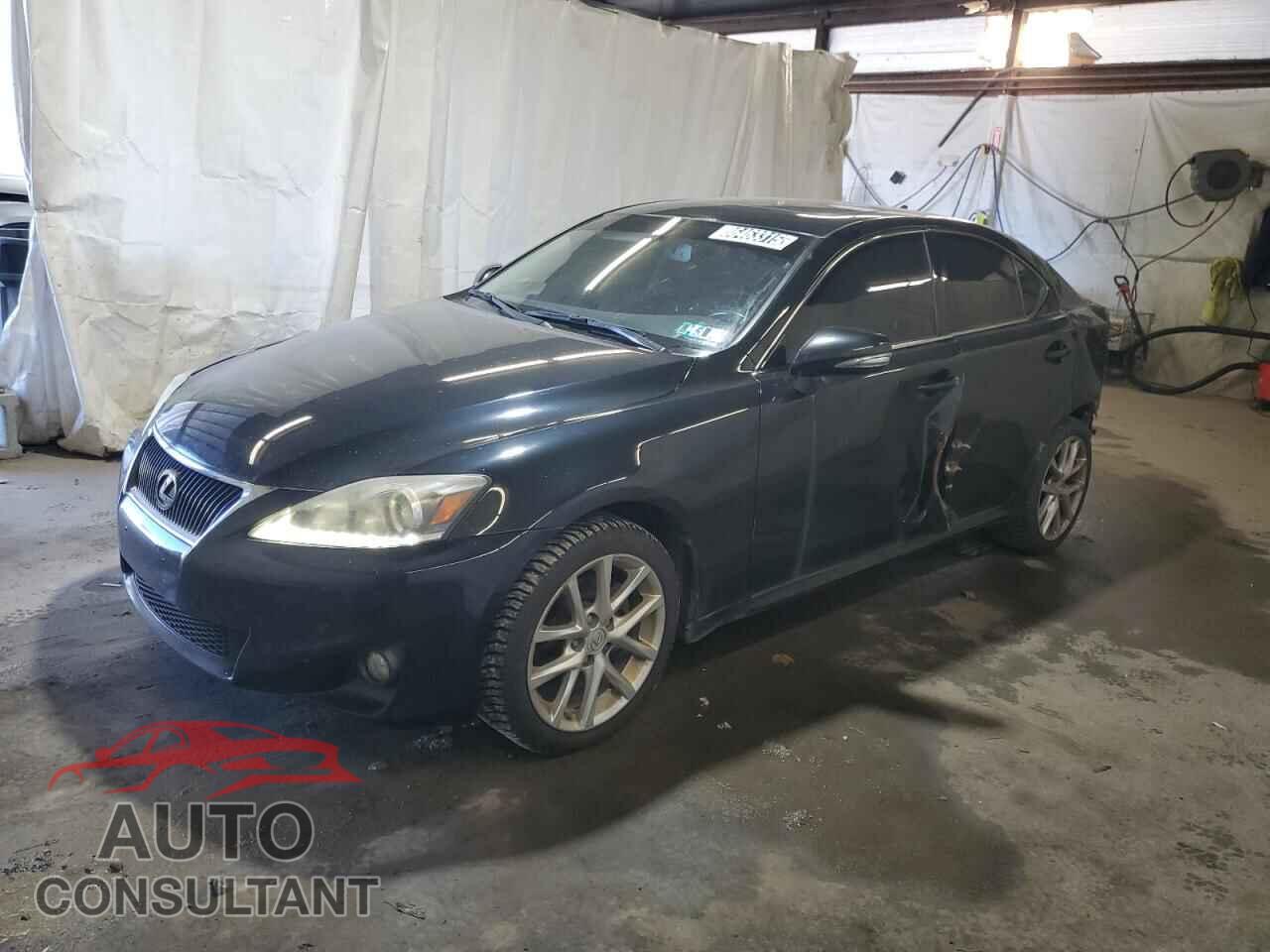 LEXUS IS 2012 - JTHCF5C2XC5060153
