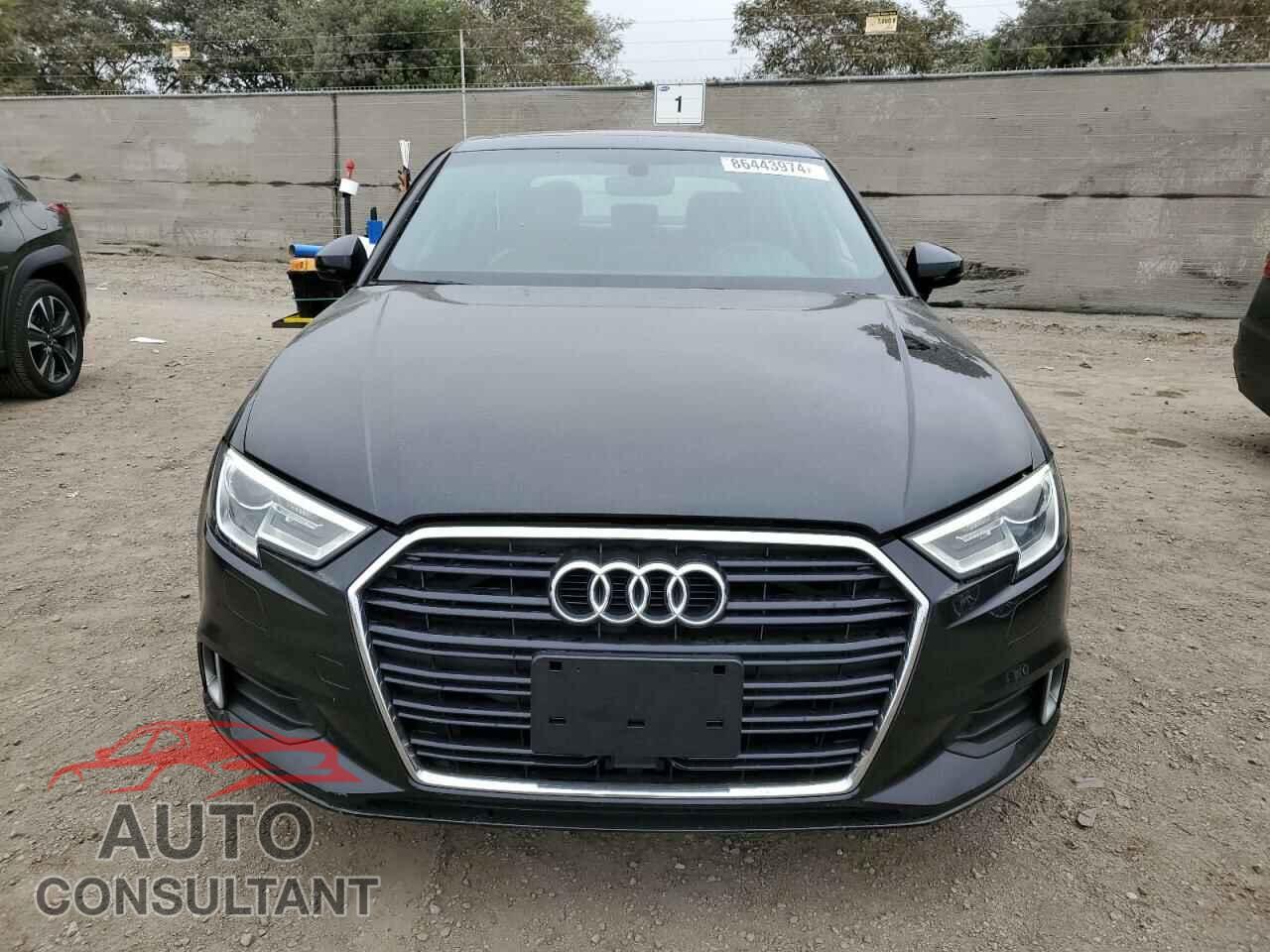 AUDI A3 2017 - WAUAUGFF7H1053889