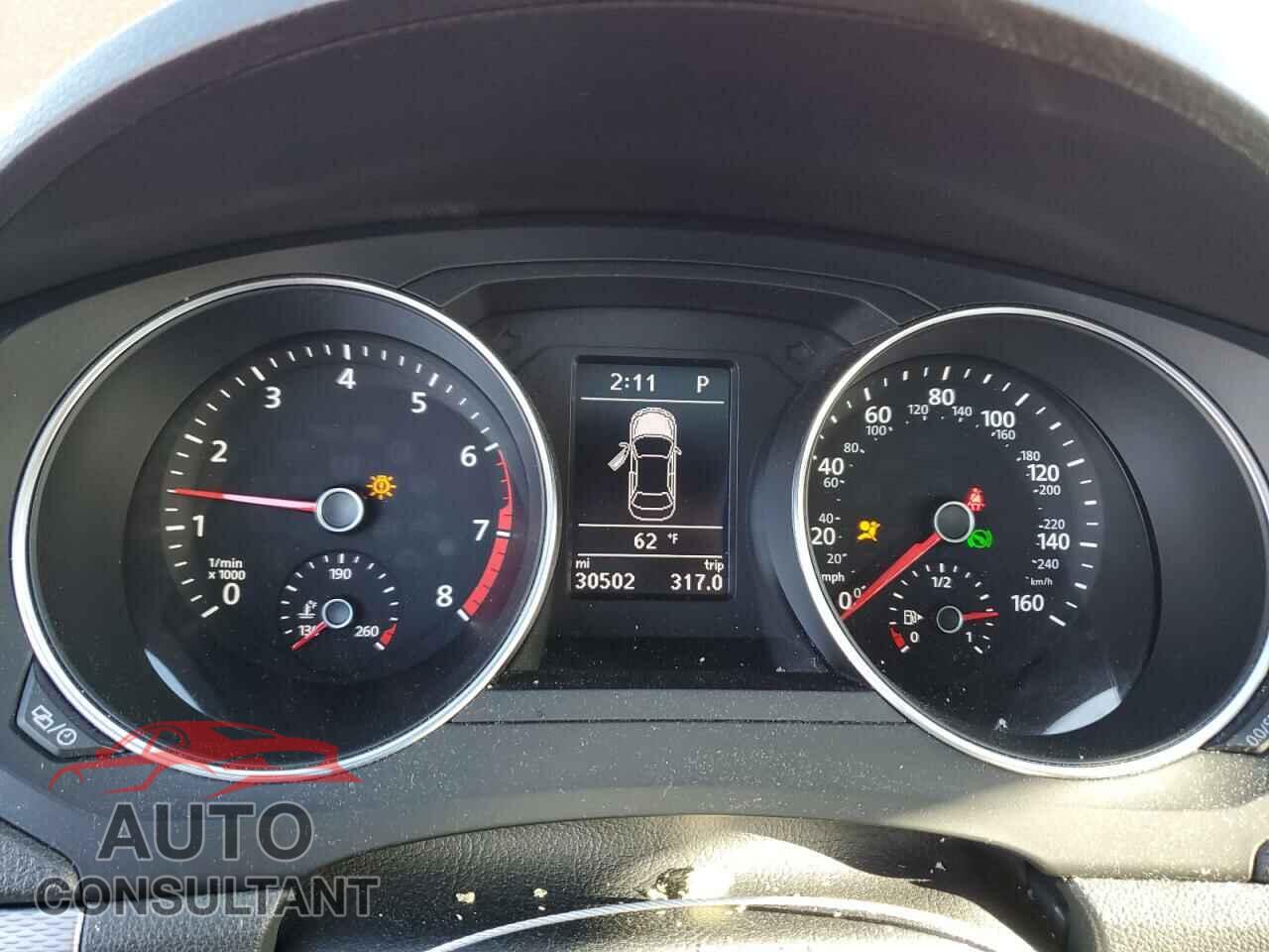VOLKSWAGEN JETTA 2018 - 3VWDB7AJ6JM220136