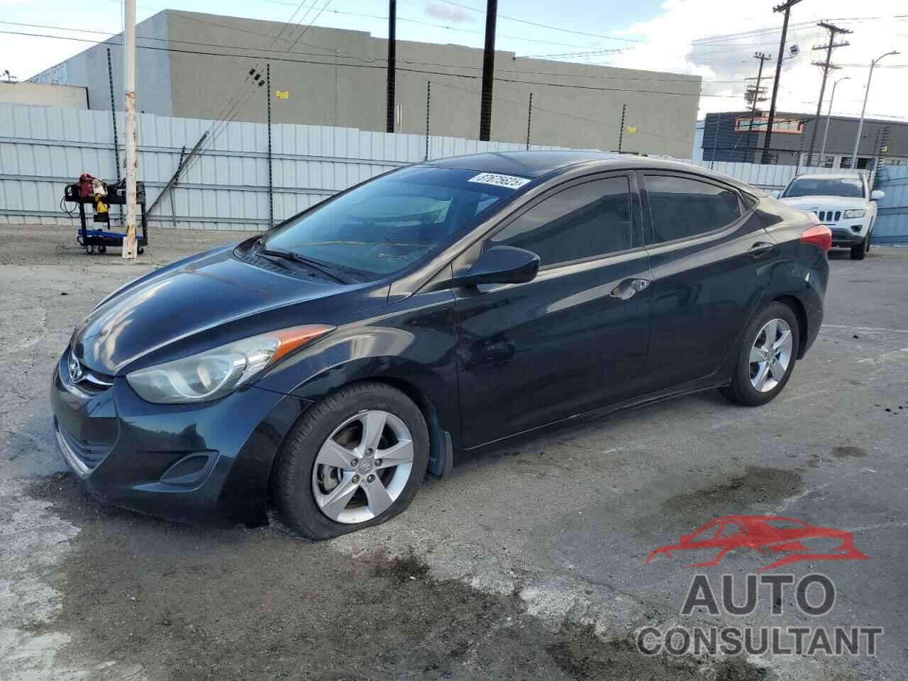 HYUNDAI ELANTRA 2013 - 5NPDH4AE2DH281951