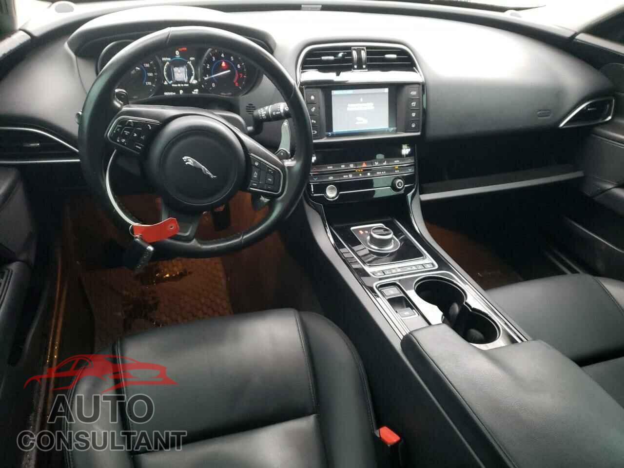 JAGUAR XE 2017 - SAJAD4BV5HA964237