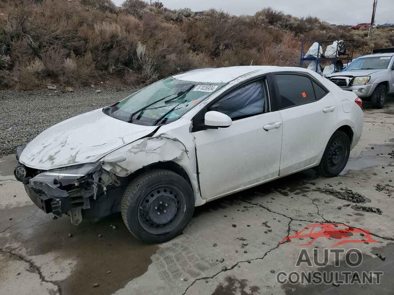 TOYOTA COROLLA 2018 - 5YFBURHEXJP806789