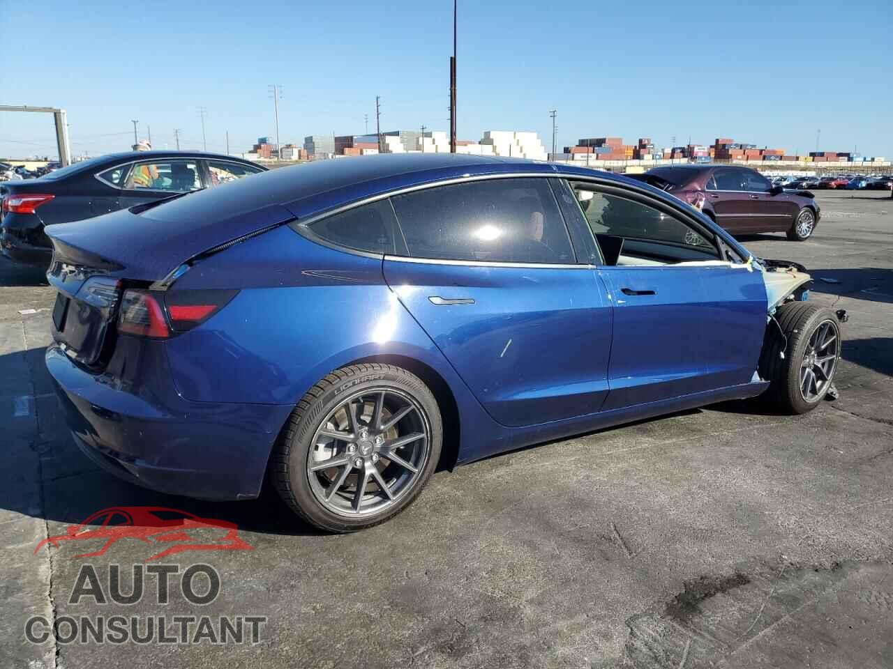 TESLA MODEL 3 2021 - 5YJ3E1EA5MF938671