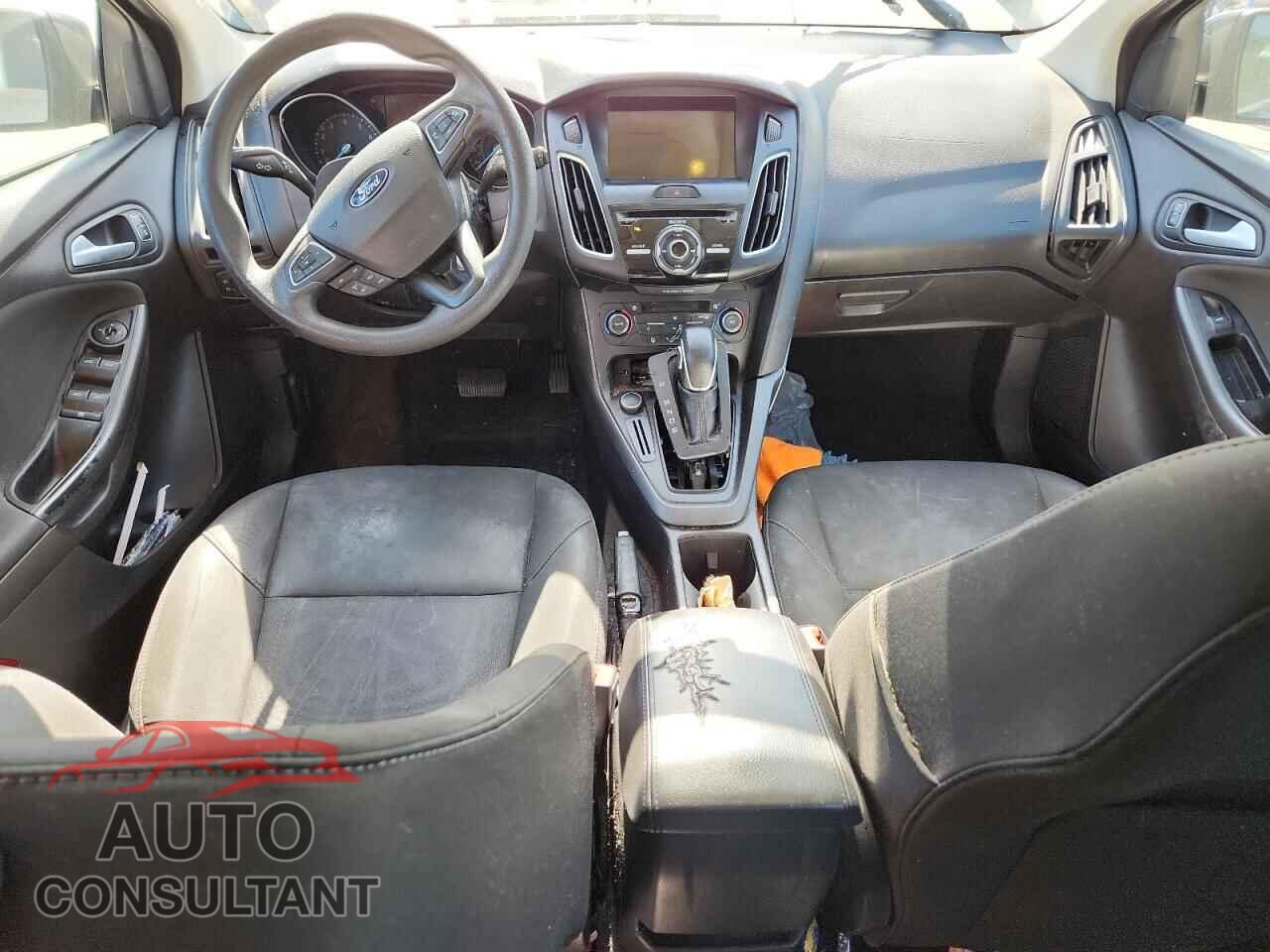 FORD FOCUS 2017 - 1FADP3M20HL256262