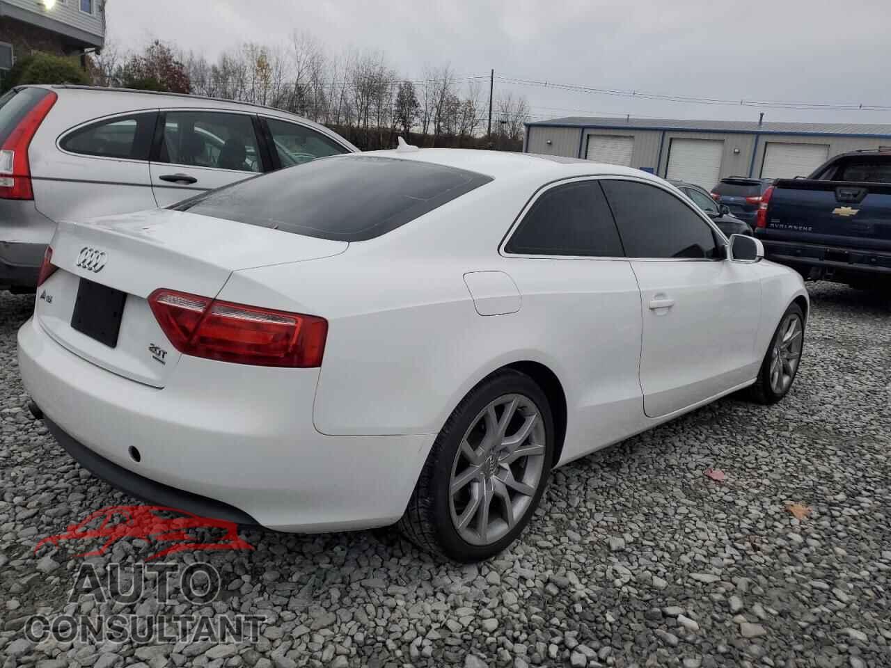 AUDI A5 2011 - WAUCFAFR0BA039608