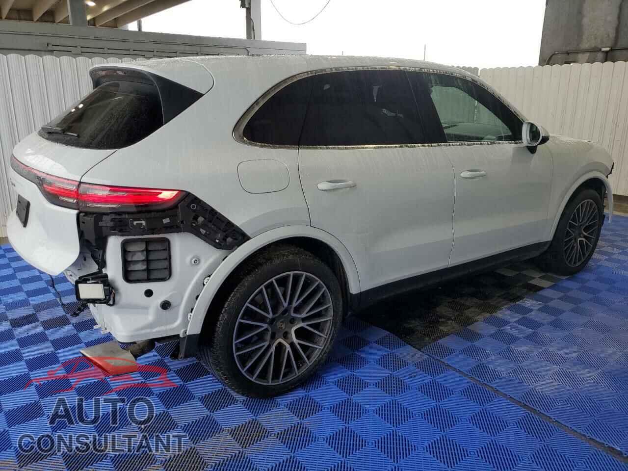 PORSCHE CAYENNE 2020 - WP1AA2AY0LDA04384