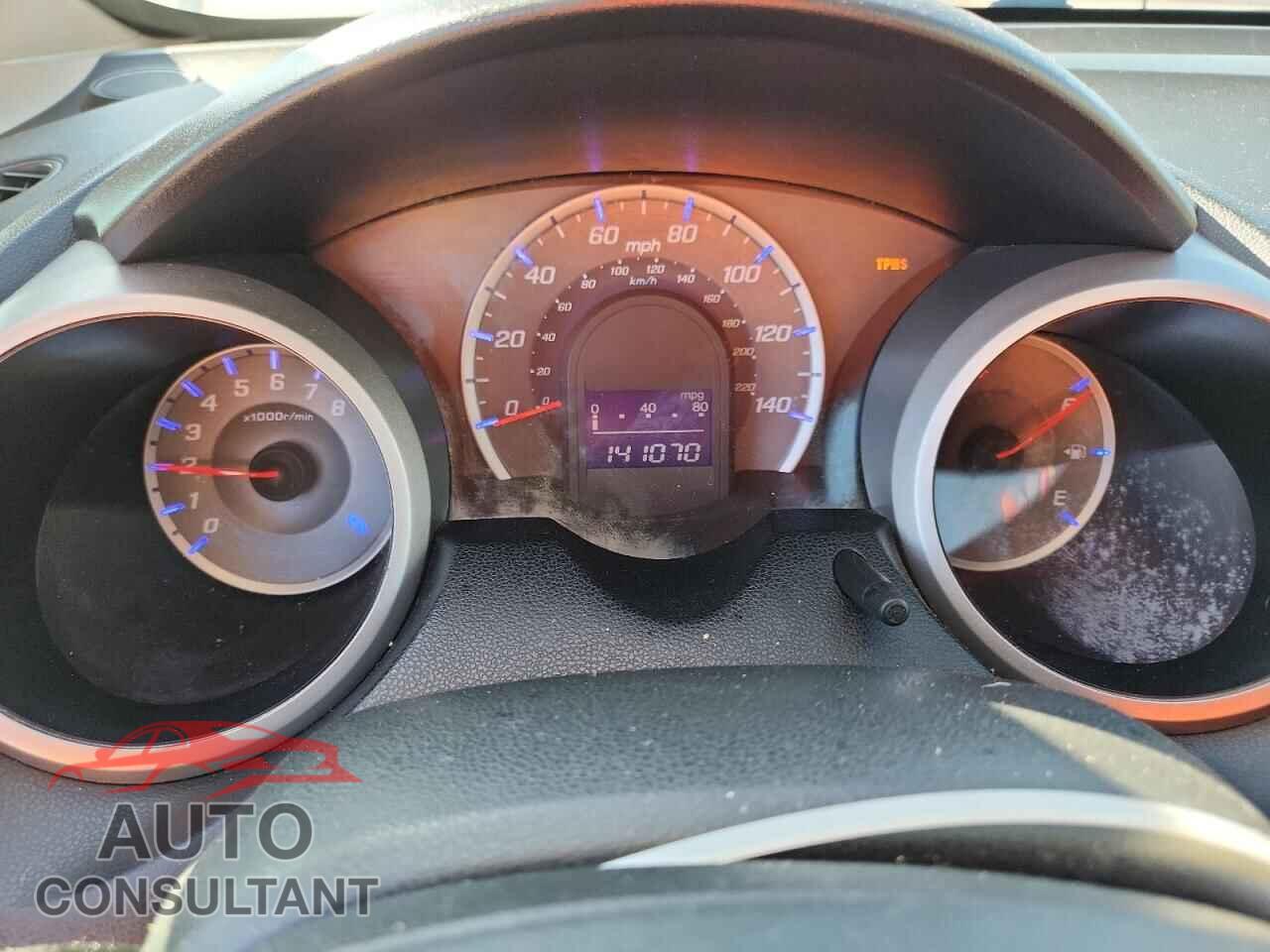 HONDA FIT 2013 - JHMGE8H31DC079775