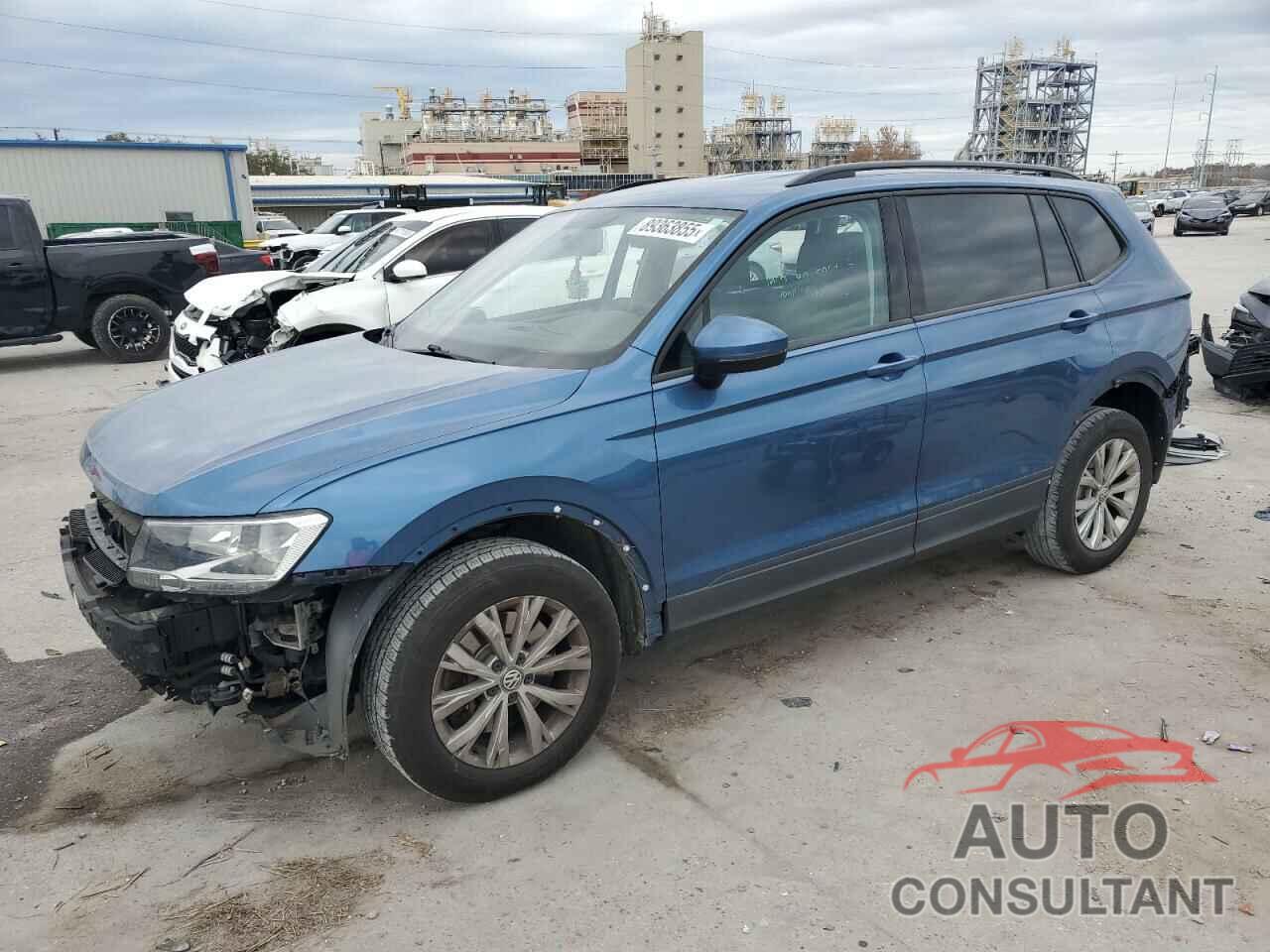 VOLKSWAGEN TIGUAN 2018 - 3VV0B7AX6JM105107