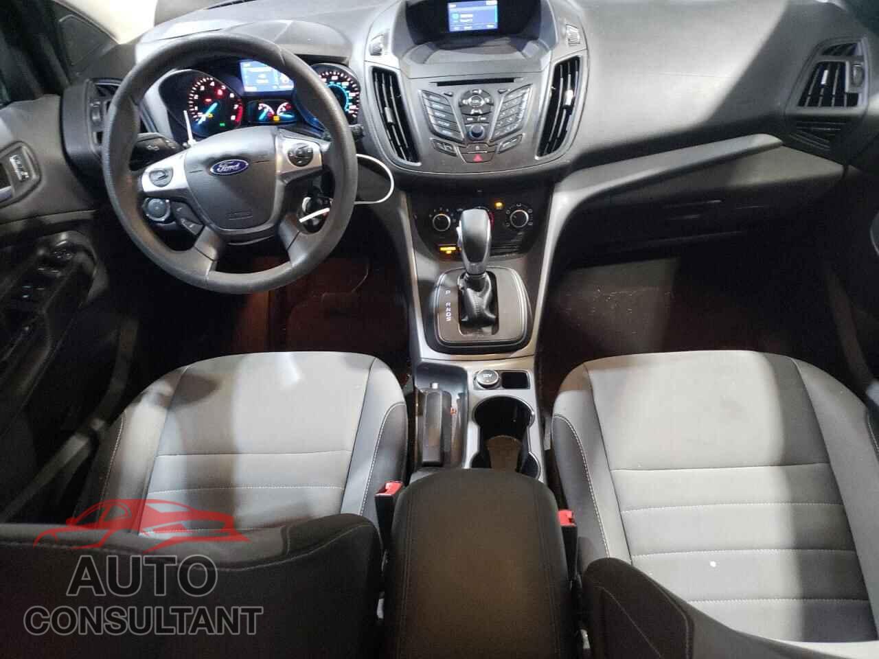 FORD ESCAPE 2015 - 1FMCU9G94FUA62007