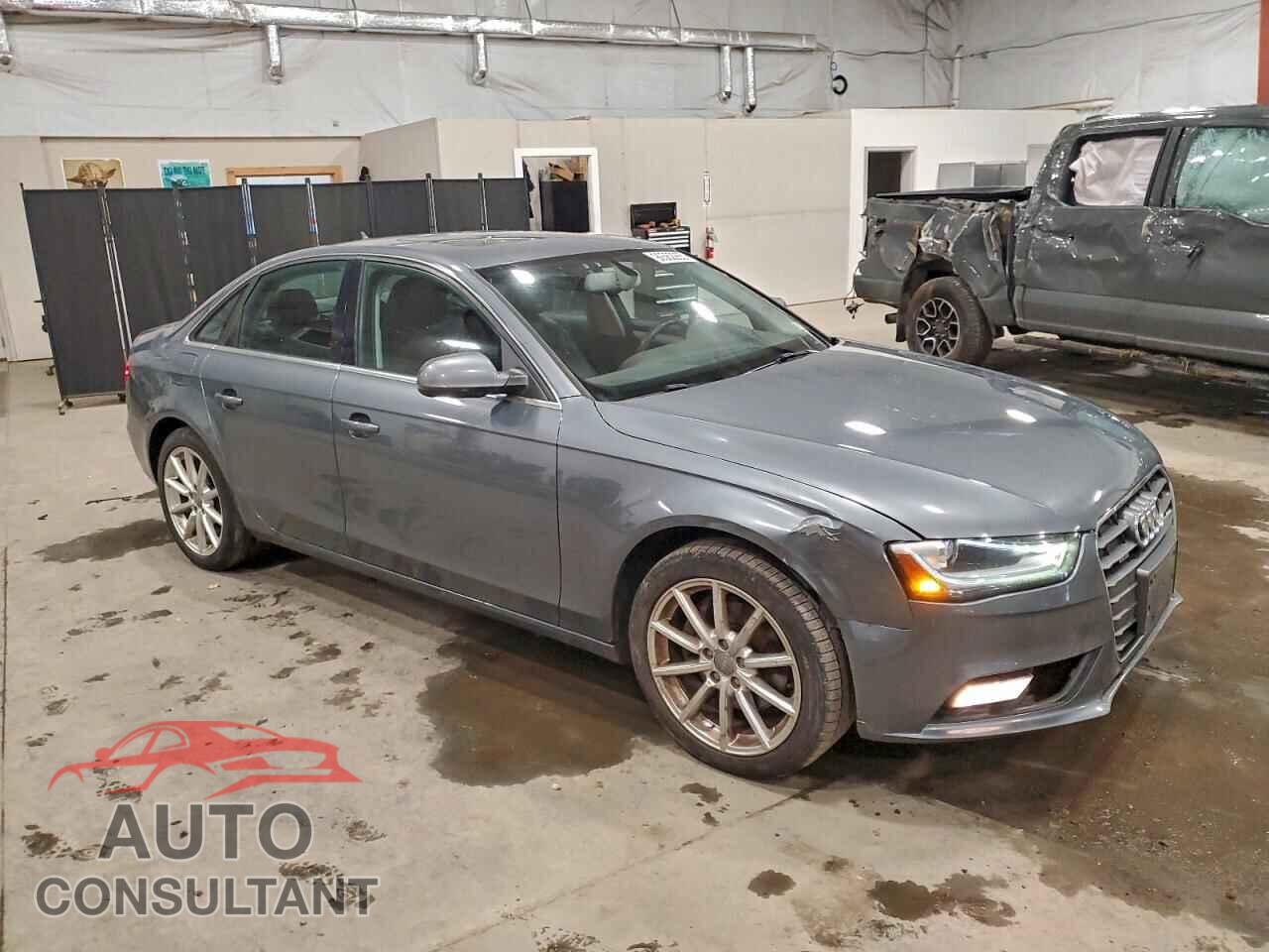 AUDI A4 2013 - WAUFFAFL6DN033056