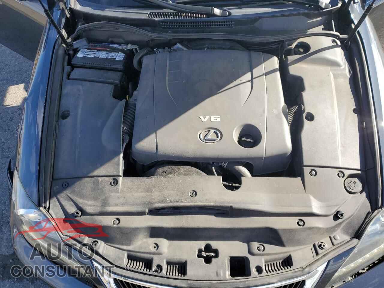 LEXUS IS 2011 - JTHFF2C24B2520189