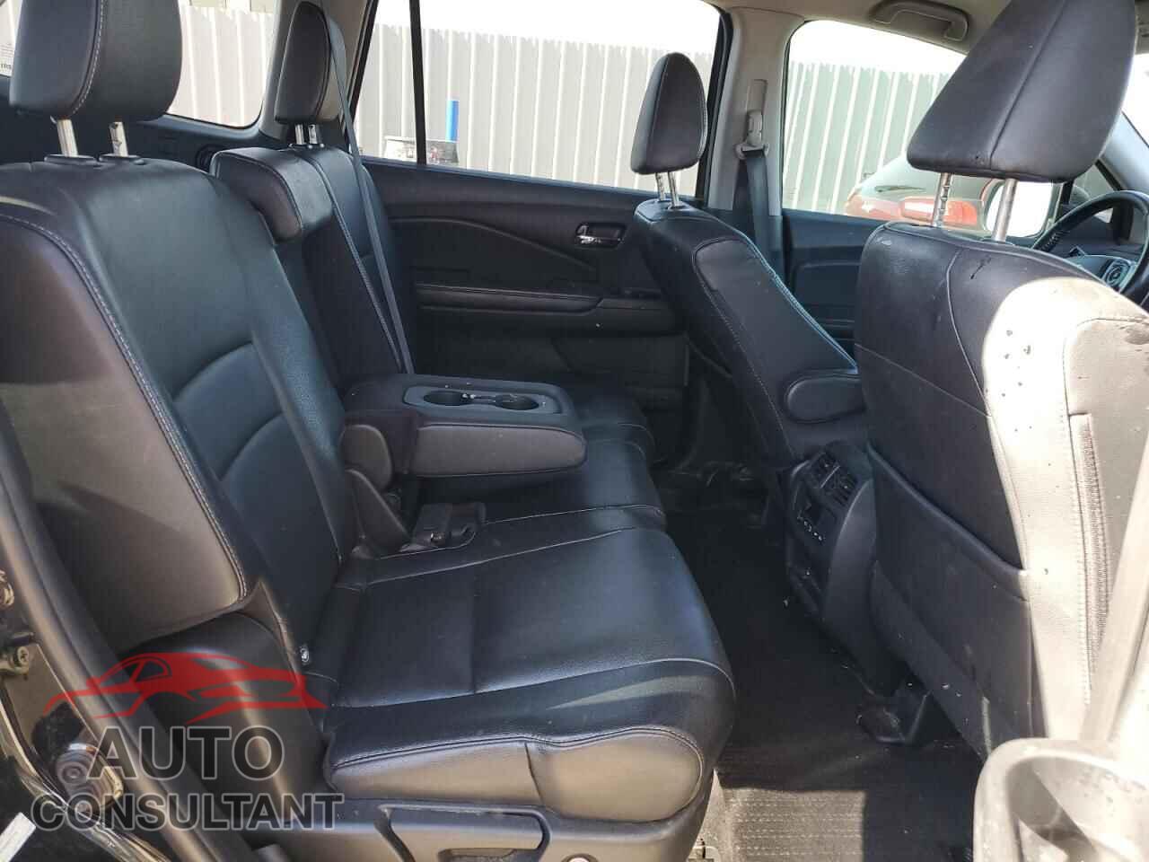 HONDA PILOT 2016 - 5FNYF6H57GB027714