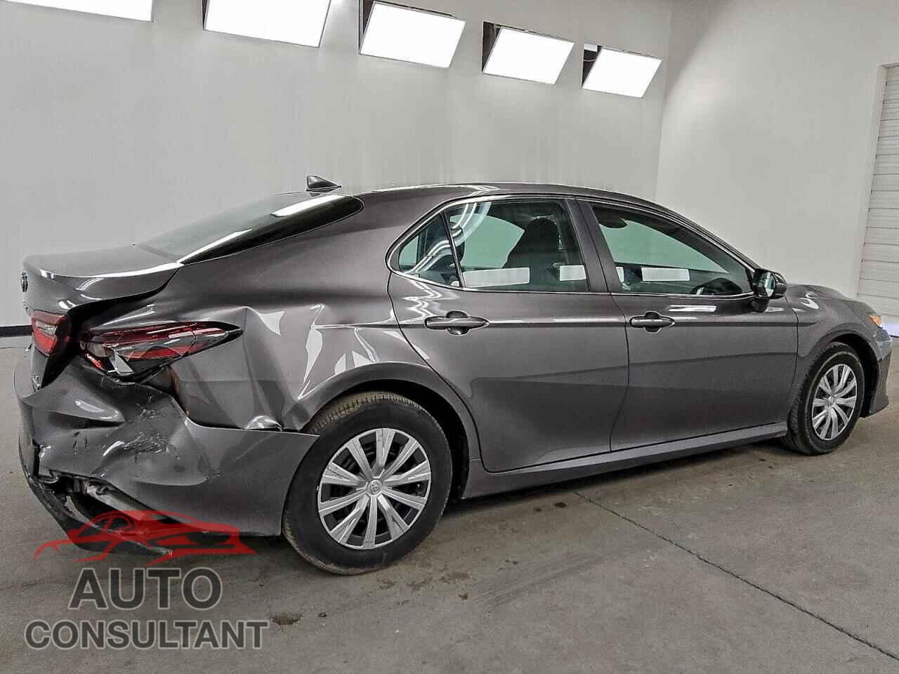 TOYOTA CAMRY 2023 - 4T1C31AK5PU047873