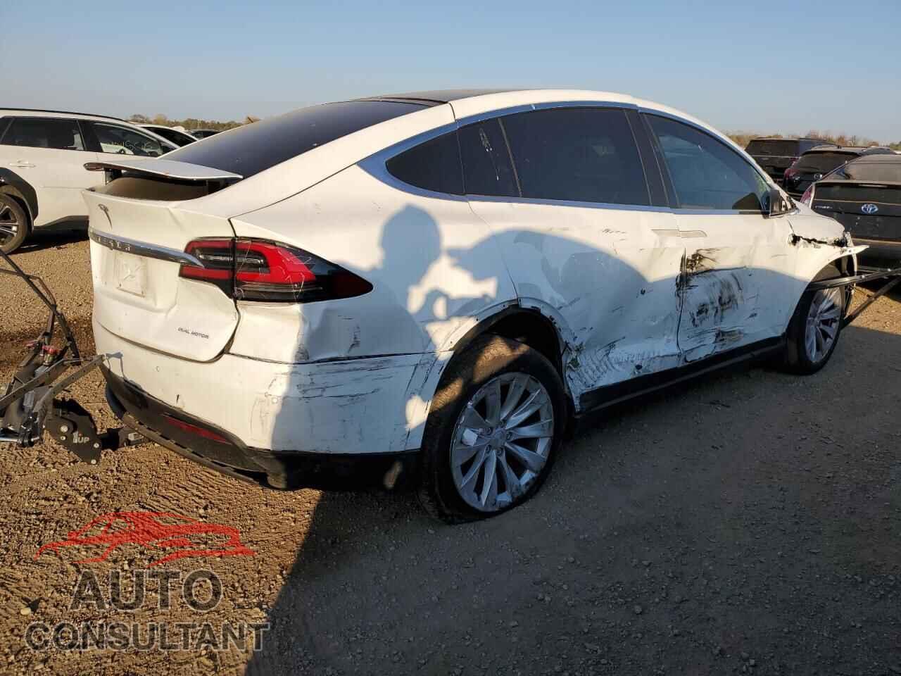 TESLA MODEL X 2020 - 5YJXCDE26LF231711