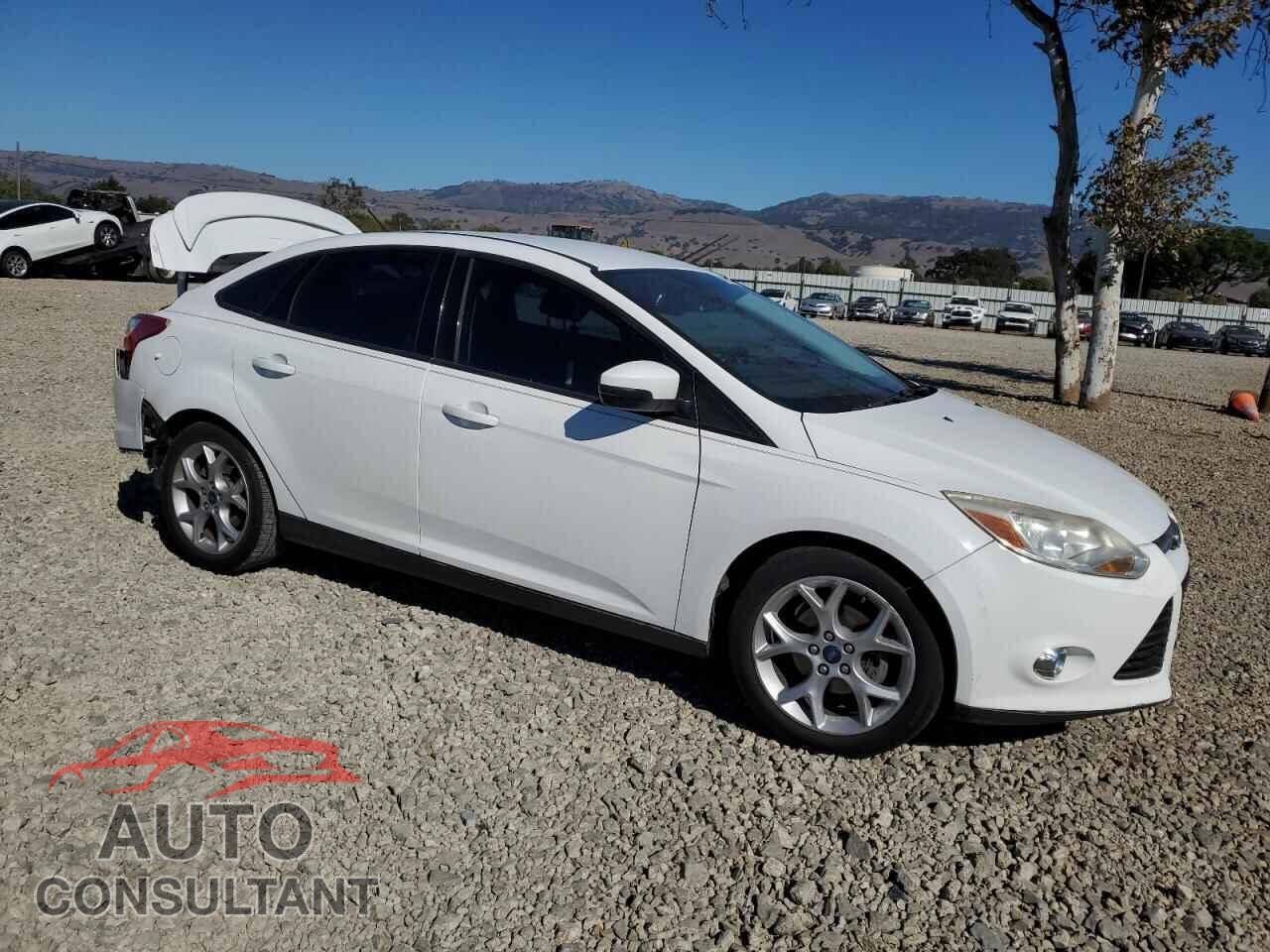 FORD FOCUS 2014 - 1FADP3F28EL268667