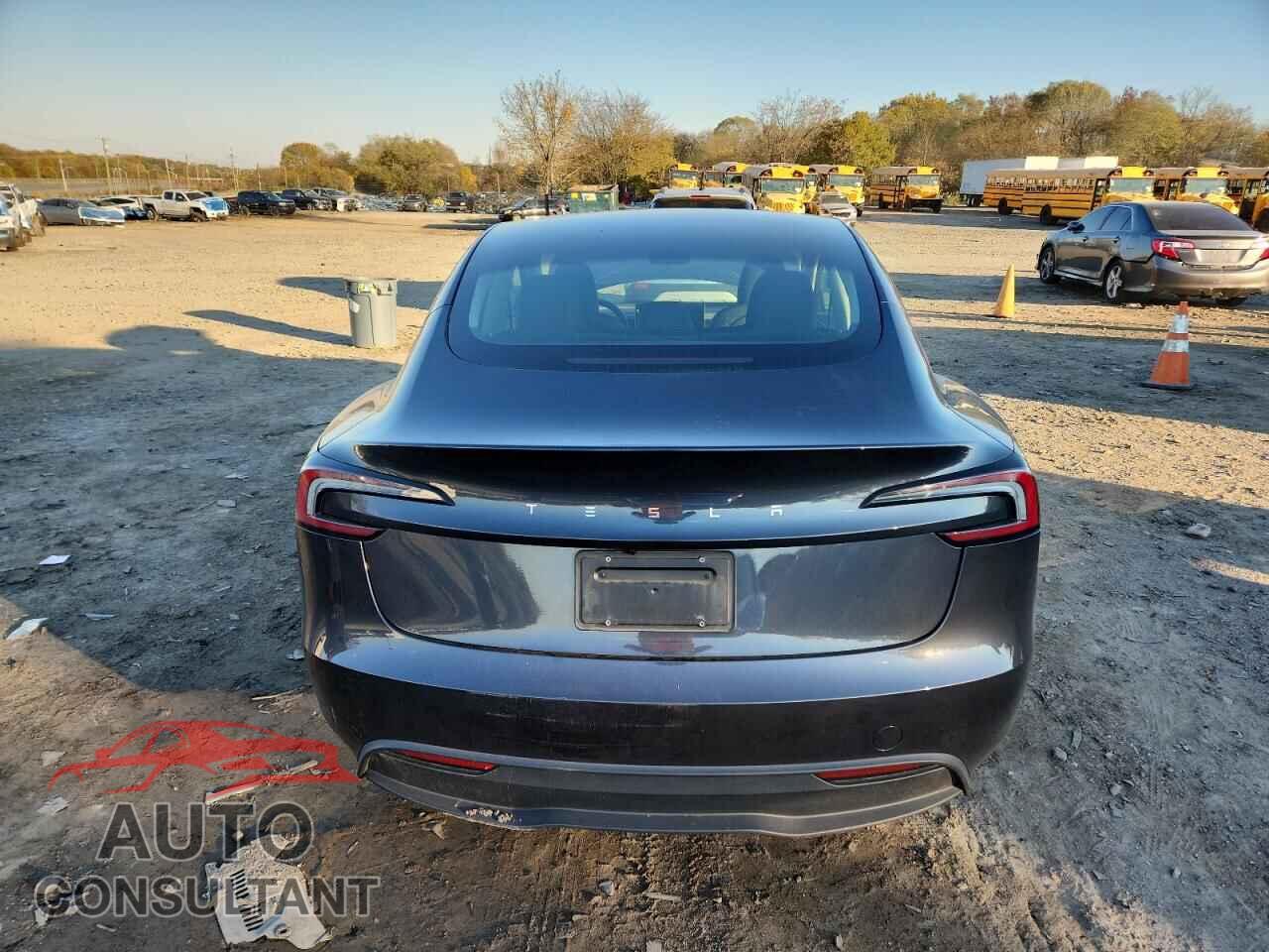 TESLA MODEL 3 2025 - 5YJ3E1EA7SF970292