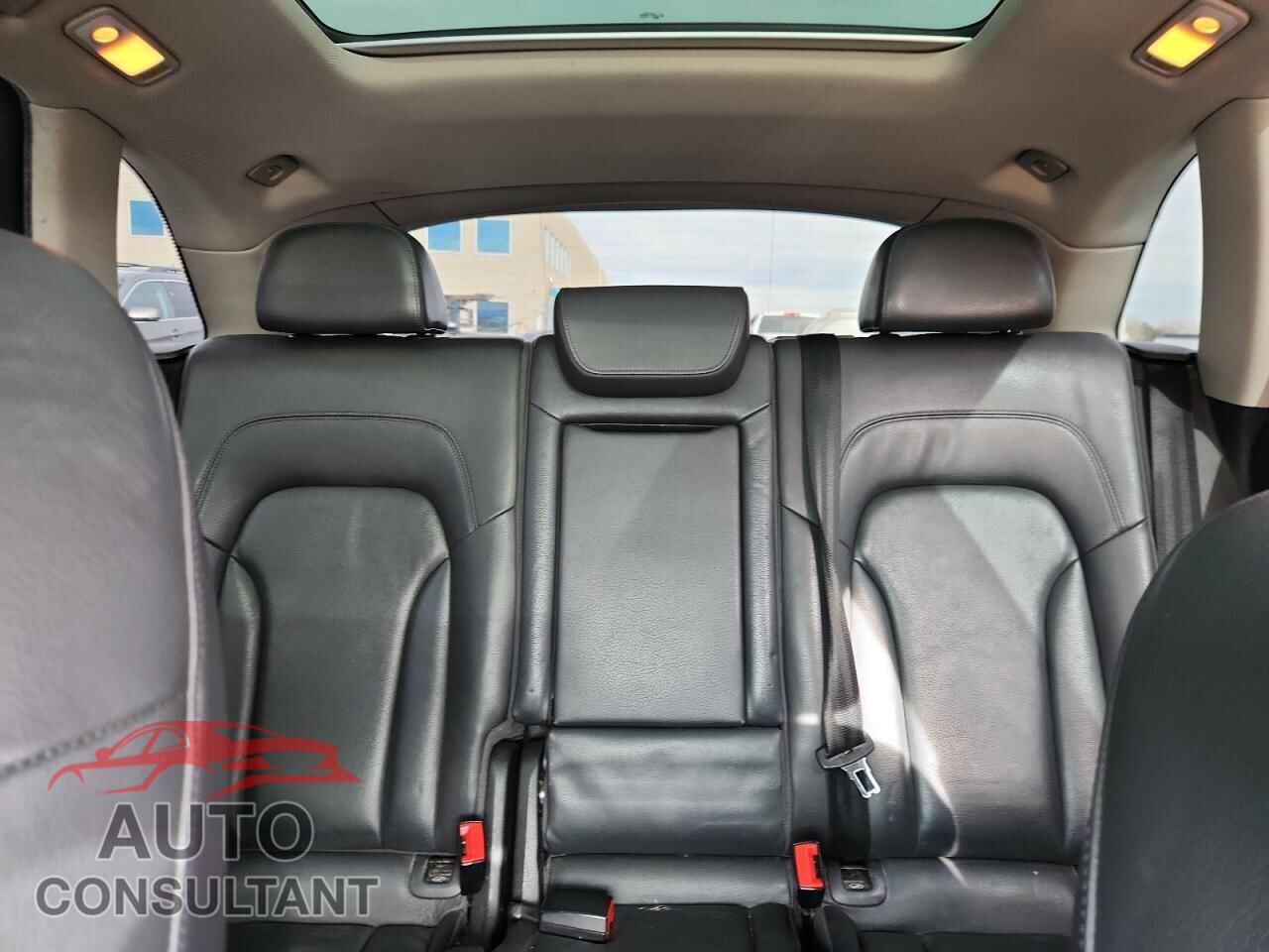 AUDI Q5 2012 - WA1CFAFP7CA007445