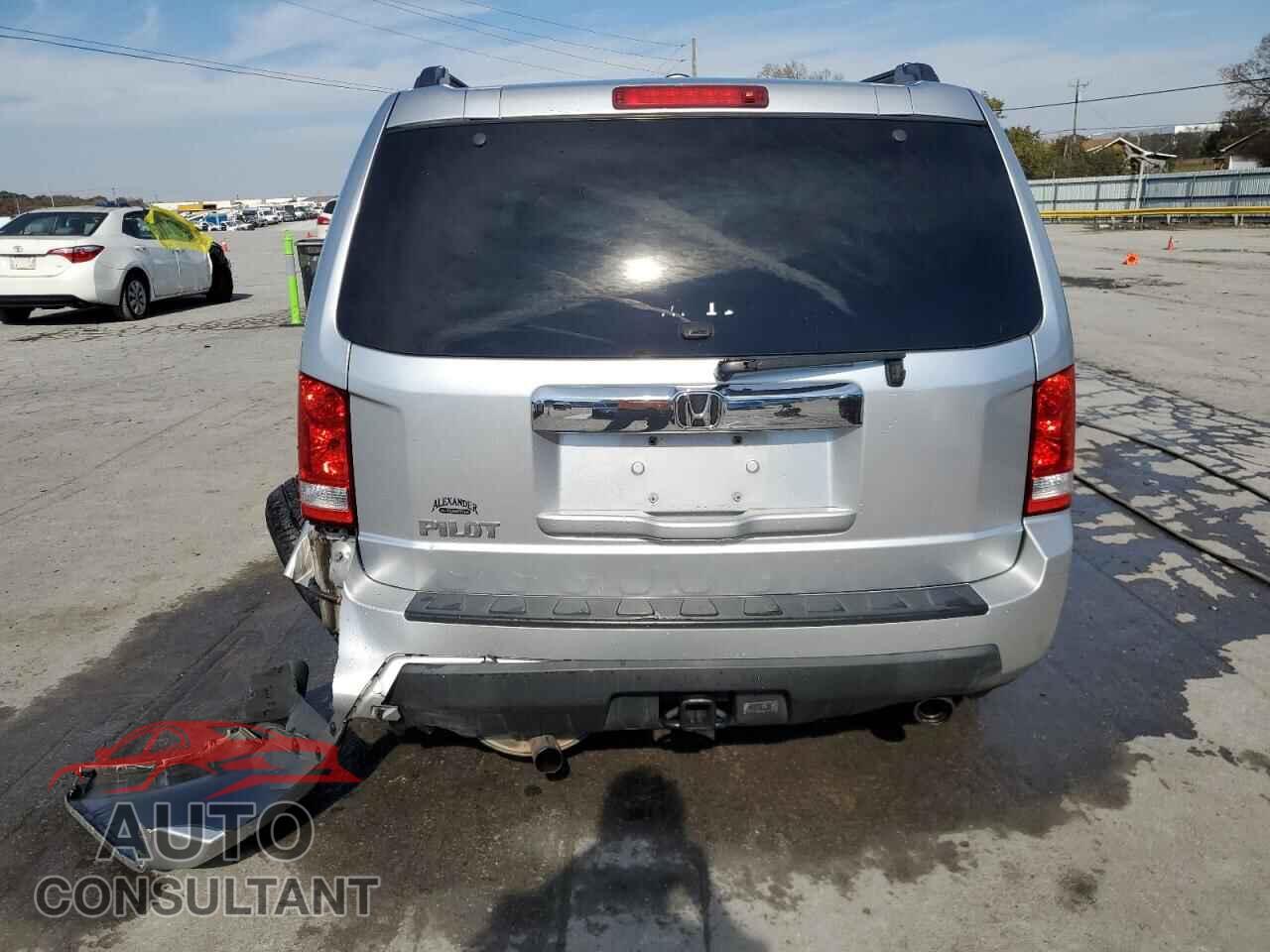 HONDA PILOT 2011 - 5FNYF3H48BB021886