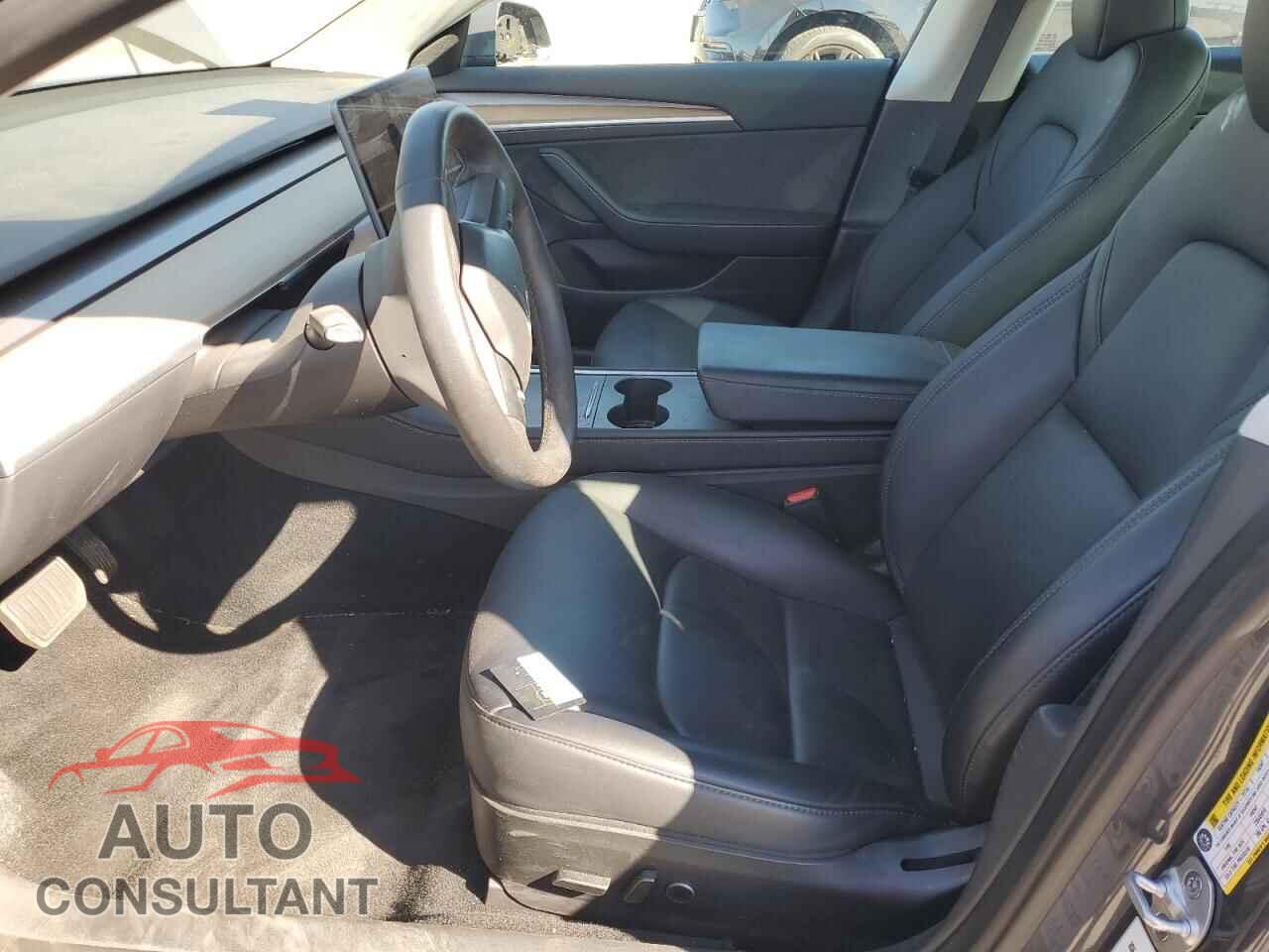 TESLA MODEL 3 2023 - 5YJ3E1EA2PF682848