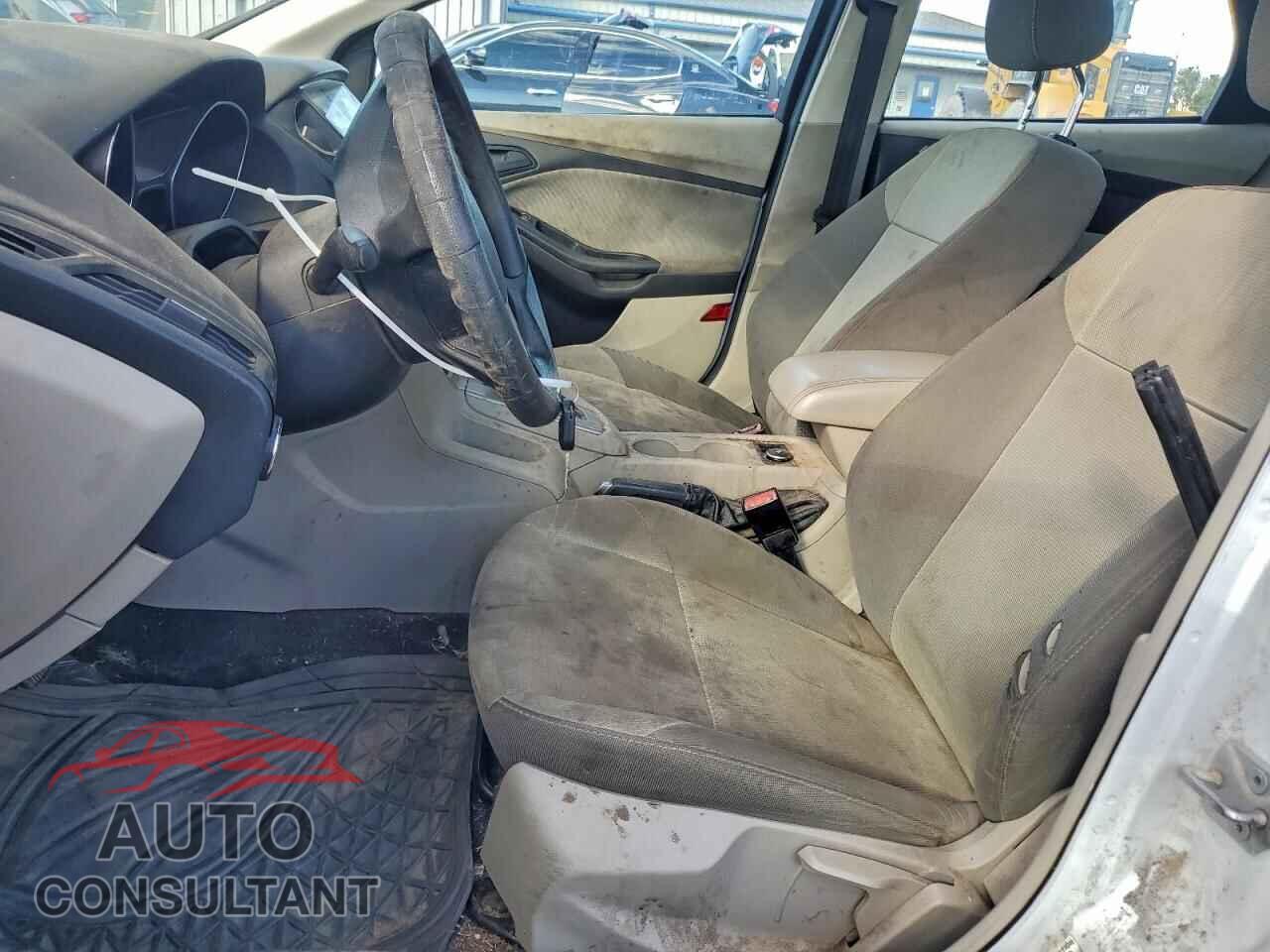 FORD FOCUS 2012 - 1FAHP3F26CL214640