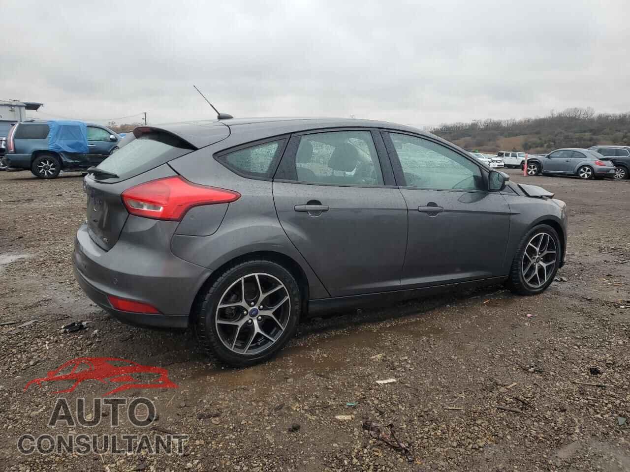 FORD FOCUS 2017 - 1FADP3M21HL309230